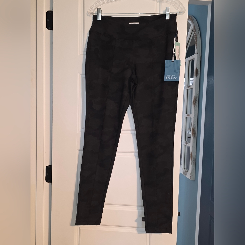 Market & Spruce Black Top with Blue Logo Tag